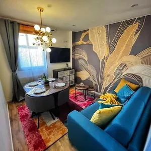 Hestia Conciergerie, Joyau Cache - 20mn Paris Appartement