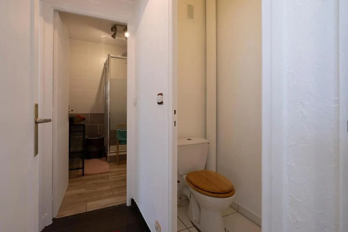 Appartement Lumineux Et Moderne Juvisy-sur-Orge 0*,  France